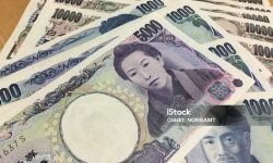 Japonia: Yenul s-a depreciat la cel mai slab nivel din ultimii 34 de ani