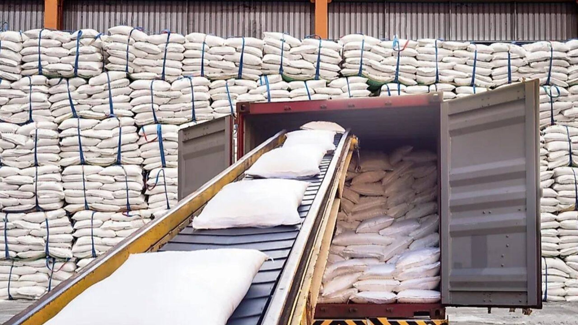 Guvernul taie intermediarii! Zahărul, luat din mâinile samsarilor