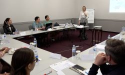 (VIDEO) Pas cu pas în lumea afacerilor: Training-uri de business pentru moldoveni și ucraineni