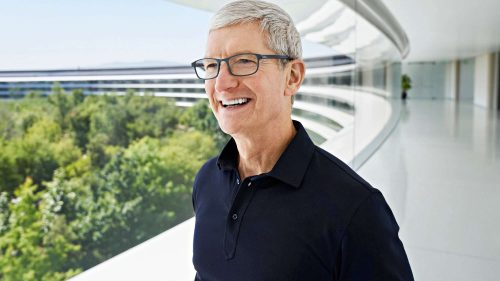 Sfârşitul unei ere: Tim Cook, „moştenitorul” Apple după Steve Jobs, se gândeşte deja să predea cheile imperiului