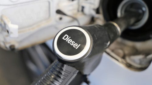 Efectul Platts și leul mai tare au împins motorina sub 19,65 lei, iar benzina la 23,07 lei