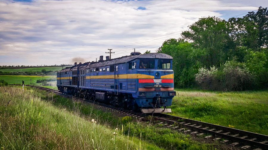Calea Ferată se clatină pe șine vechi: Guvernul investește peste 2,2 miliarde de lei în modernizare în următorii 5 ani