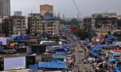 Cum vrea unul dintre cei mai bogați oameni să transforme cea mai mare mahala din India într-un „oraș de clasă mondială”