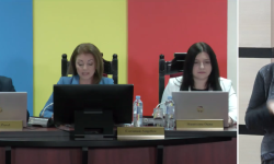 A început ziua votului: Secțiile de votare s-au deschis pentru 2,7 milioane de alegători în Moldova