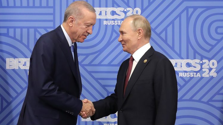 Se reaprind speranțele: Erdogan îi propune lui Putin reluarea acordului cerealelor