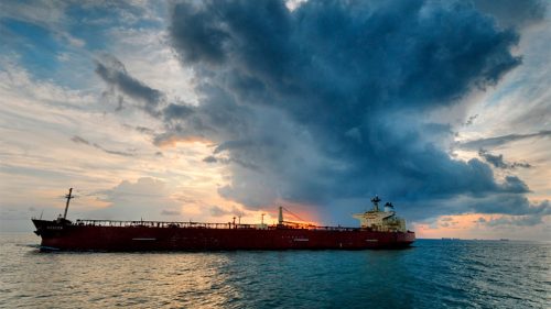 Sancțiunile SUA lovesc: petrolul rusesc s-a transformat în lac plutitor de țiței