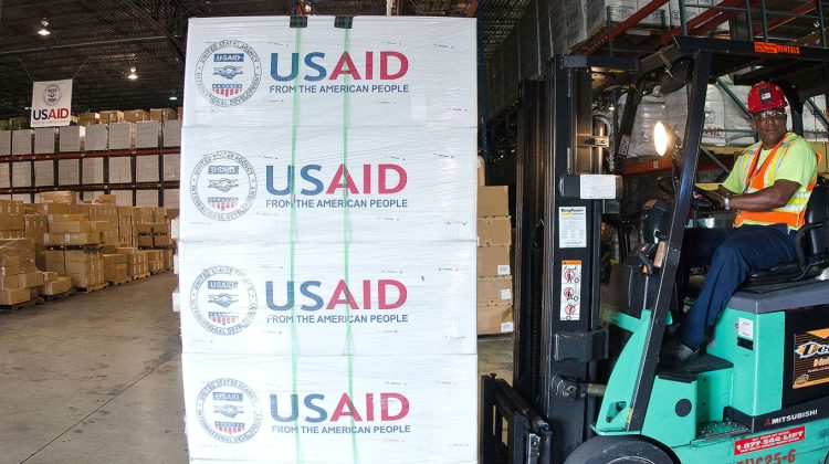 Zeci de miliarde „irosite”! Administrația Trump desființează USAID și blochează ajutorul extern. În joc e și Moldova