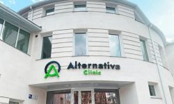 Apel public către Recean și Nemerenco: Peste 1000 de pacienți ar avea de suferit dacă Alternativa Clinic va fi sistată