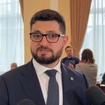 Stocurile de carburanți pentru 90 de zile ar putea aduce cheltuieli uriașe. Junghietu: „Securitatea energetică costă”