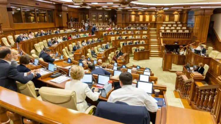 Noi restricții pentru industria farmaceutică, a tutunului, alimentară și a alcoolului, aprobate de Parlament
