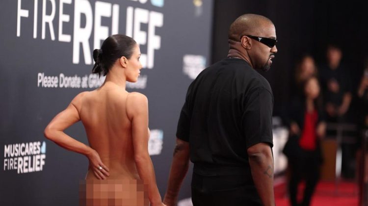 100.000  de dolari pentru un sutien! Kanye West își transformă soția în operă de artă… controversată