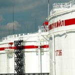 Tranzacția de 20 miliarde dolari cu Lukoil, blocată de SUA: Carlyle așteaptă de un an să preia activele din Europa