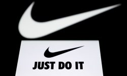Un logo de 35 de dolari care a făcut istorie: povestea din spatele simbolului Nike