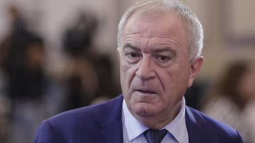 Viață de șeic! Șeful Transgaz, Ion Sterian are 5 secretare, 9 consilieri și 7 șoferi și un specialist PR