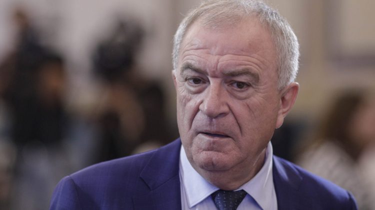Viață de șeic! Șeful Transgaz, Ion Sterian are 5 secretare, 9 consilieri și 7 șoferi și un specialist PR