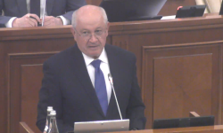 Munteanu, în fața deputaților: Fără creștere economică, nu există speranță pentru Moldova