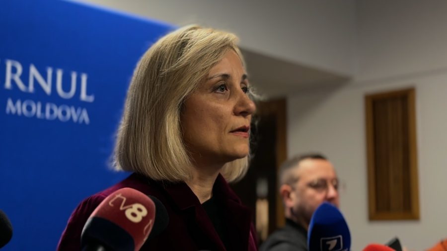 Doina Nistor promite fabrici moderne, dar economia abia respiră