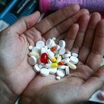 Pacienții răsuflă ușurați? Scumpirea medicamentelor intră în așteptare