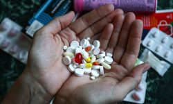 „O pastilă pe zi” – noul plan de supraviețuire în Rusia: Duma vrea să vândă medicamente la bucată