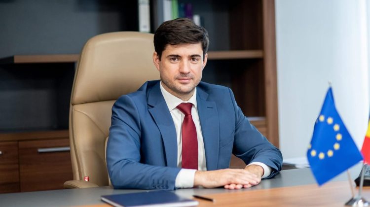 Roman Cojuhari lasă Parlamentul pentru a prelua din nou conducerea APP