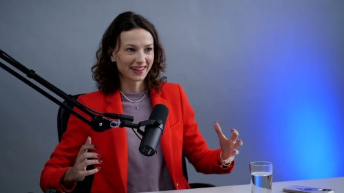 Investițiile vin cu elicopterul! Șefa Agenției visează heliport, operă și balet în nordul Moldovei