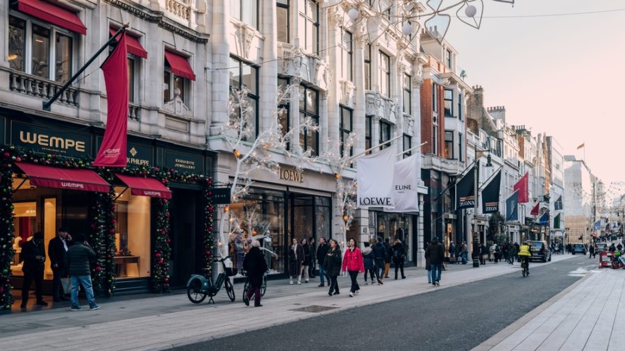 Topul mondial al străzilor comerciale în 2025: Londra detronează Milano și New York