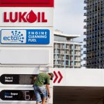 Administrația lui Trump mai acordă o lună pentru tranzacțiile cu Lukoil