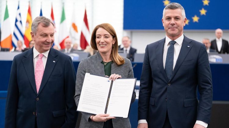 Bugetul UE pentru 2026, adoptat: mai mulți bani se alocă pentru cercetare, securitate și vecinătatea UE