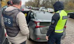 Șoferii de taxi din 4 raioane, luați la puricat: au fost aplicate amenzi de peste 15 000 de lei