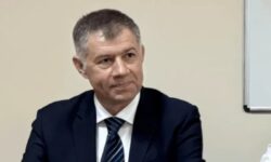 De la interimar la director: Aureliu Luchin a câștigat concursul pentru conducerea Fabricii de Sticlă