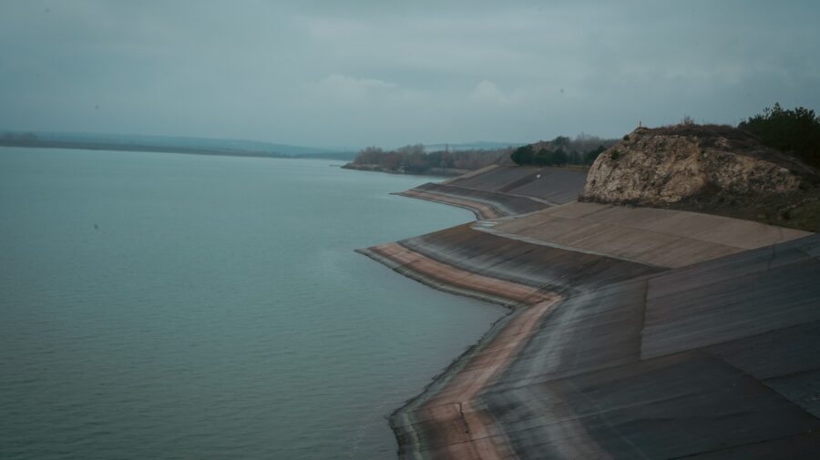 Barajul Costești–Stânca intră în reparație capitală: lucrările vor costa 32 milioane de lei