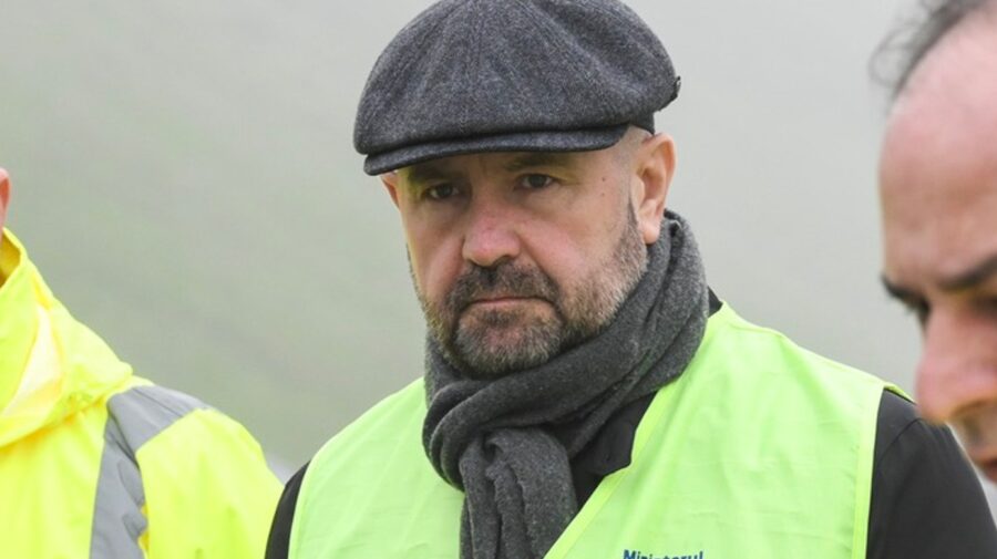 Bolea recunoaște dezastrul: 3.000 km de drumuri sunt în stare foarte proastă. Doar 210 km intră în reparații