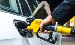 Benzina și motorina mai ieftine: ANRE anunță noi prețuri