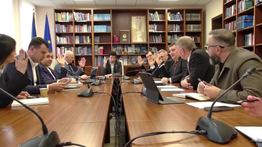 Am uitat să votez, episod savuros în Comisia condusă de Radu Marian