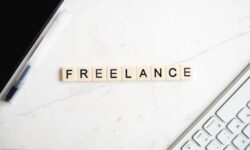 Patenta, la răscruce: Statul împinge liber-profesioniștii spre noua „Lege a freelancerilor”