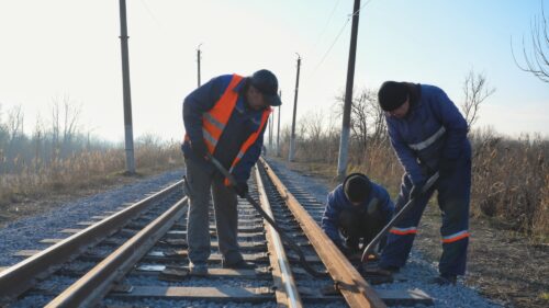 Criza de la CFM se adâncește! Conducerea scoasă pe tușă până în februarie