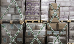 5 tone de ulei de palmier cu substanțe periculoase, depistate în depozitul unui importator