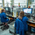 Concedieri masive într-o fabrică de piese auto din România: sute de oameni rămân fără loc de muncă