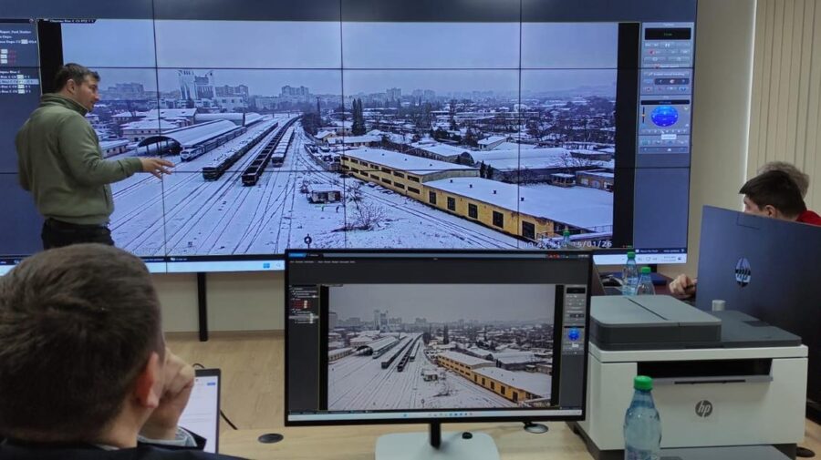 Trenurile, sub ochiul camerei și cu GPS: CFM lansează un proiect „strategic”, axat pe instruirea angajaților