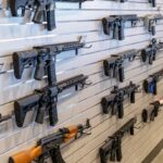 Firmă de stat din armament, cu trecut penal, își umflă capitalul. CARTUȘ, din nou pe radar