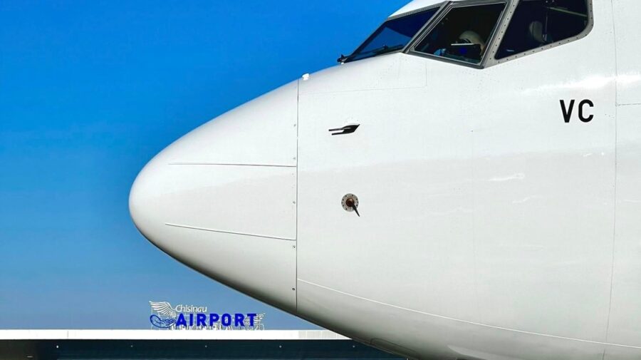 Iașiul intră în picaj, Chișinăul decolează! Zboruri tăiate peste Prut