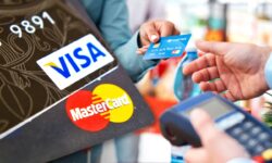 Banii pe mâna inteligenței artificiale: Visa și Mastercard experimentează plăți fără oameni