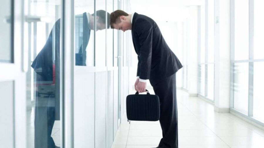 Măcel în băncile europene: 200 000 de joburi ar putea dispărea din cauza AI