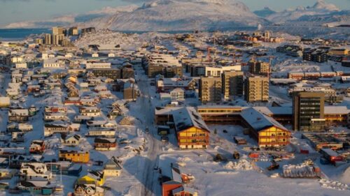 Război economic la orizont. Trump vrea Groenlanda și pune tarife pe UE