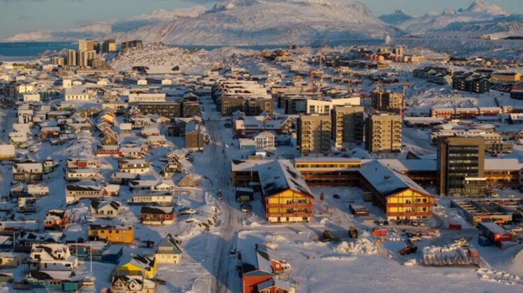 Război economic la orizont. Trump vrea Groenlanda și pune tarife pe UE