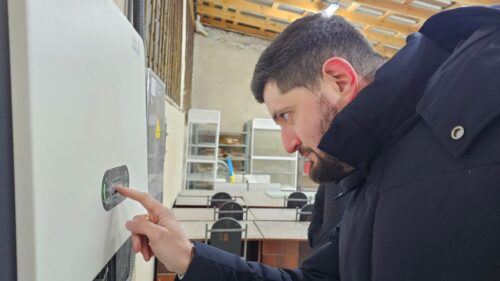 Gaz la preț mai mic? Junghietu: reducerea ar putea fi de un leu, doi