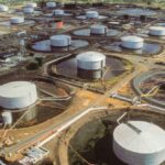 SUA pun mâna pe aurul negru al Venezuelei: rafinăriile americane sunt marii câștigători, China pierde miliarde