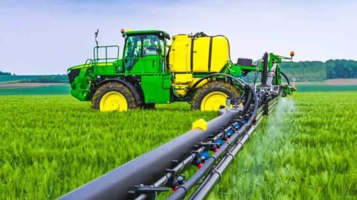 Moldova stropește miliarde și moare de sete! 95% din banii fermierilor au mers pe pesticide, nu pe irigare