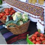 Fermierii mici vor putea vinde mai departe de casă: limită nouă de 150 km pentru produsele locale