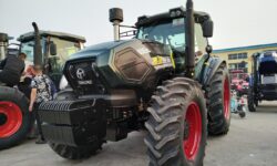 Agricultura low-cost! China a inundat Moldova cu utilaje agricole